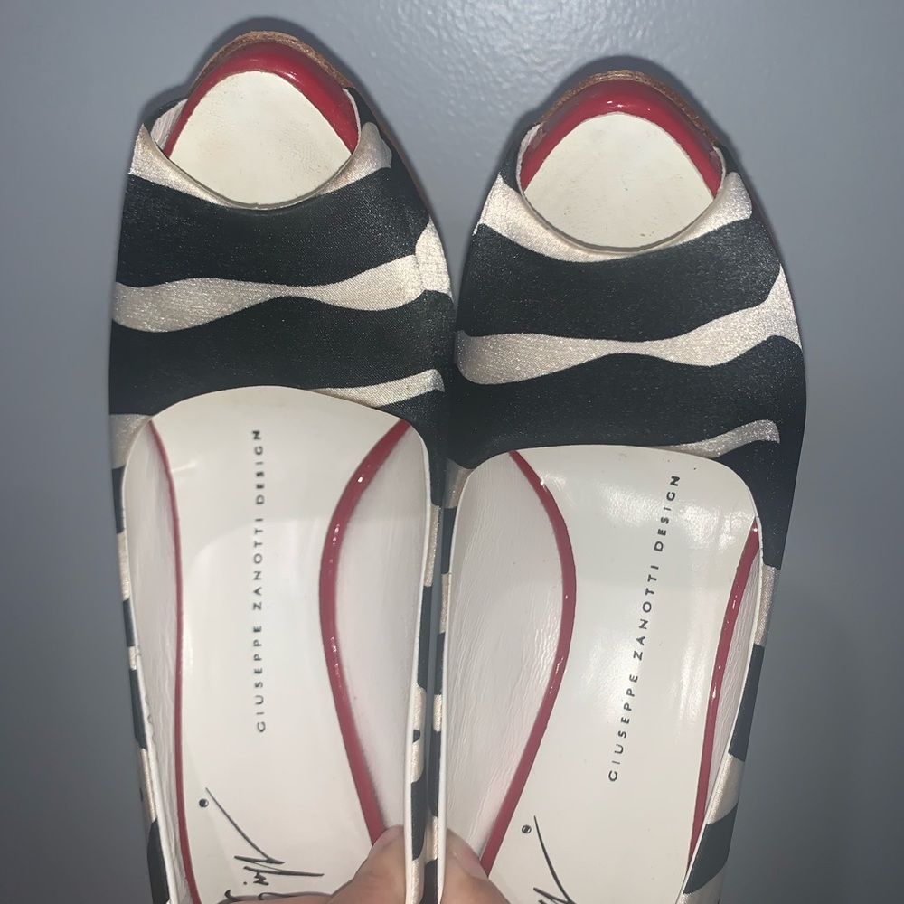 Giuseppe Zanotti Heels 👠 - Picture 5 of 7